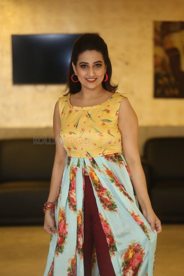 Manjusha At Rdx Love Pre release Event Pictures