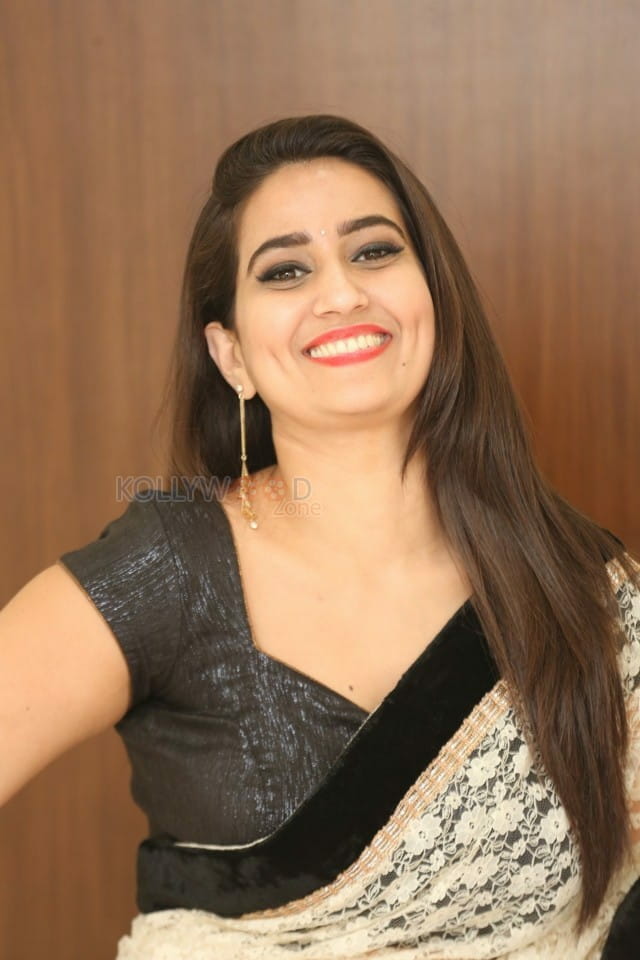 Manjusha At Shubhalekha Lu Press Meet Pictures