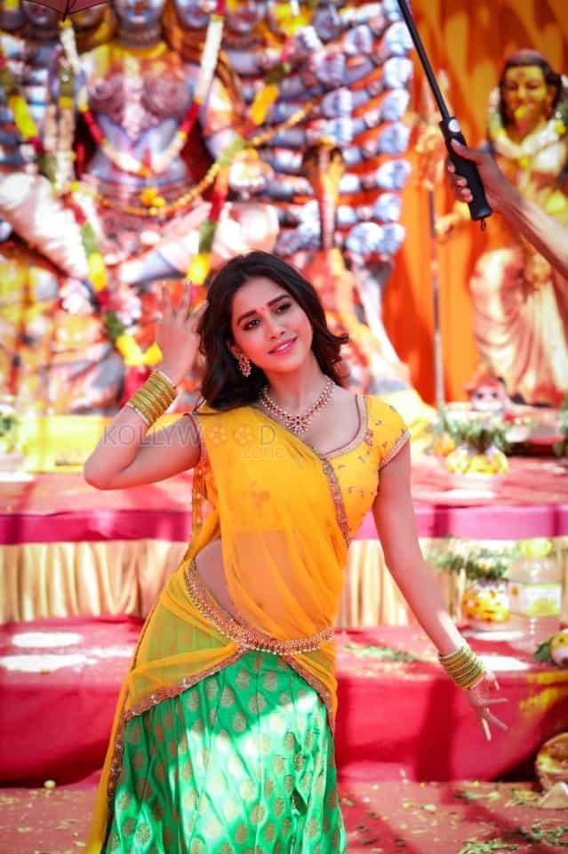 Sexy Heroine Nabha Natesh At Ismart Shankar Bonalu Event Photos