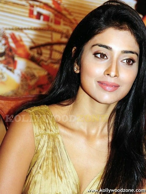 Shriya Saran Photos