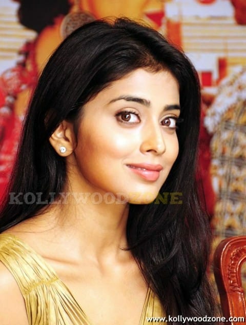 Shriya Saran Photos