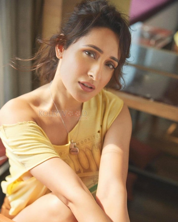 Smoking Hot Pragya Jaiswal in a Casual Yellow Dress Pictures 03