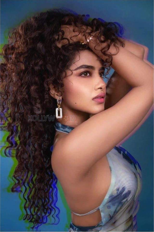 Stunning Anupama Parameswaran in a Sleeveless Backless Mini Bodycon Dress with a Halter Neckline Photos 09