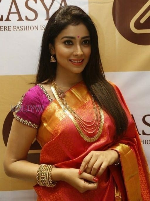 Tamil Actress Shriya Saran Stills