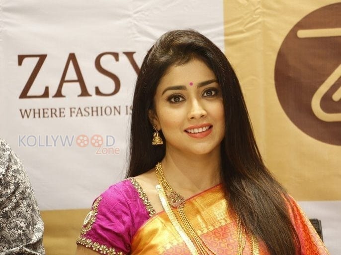 Tamil Actress Shriya Saran Stills