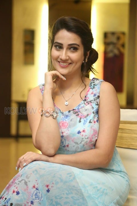 Telugu Actress Manjusha Latest Photos