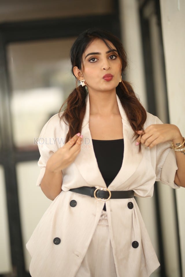 Tolllywood Heroine Ananya Nagalla at Sreekakulam Sherlock Holmes Success Meet Pictures 49