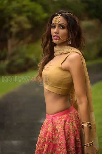 Actress Akshara Gowda Spicy Photo Shoot Photos