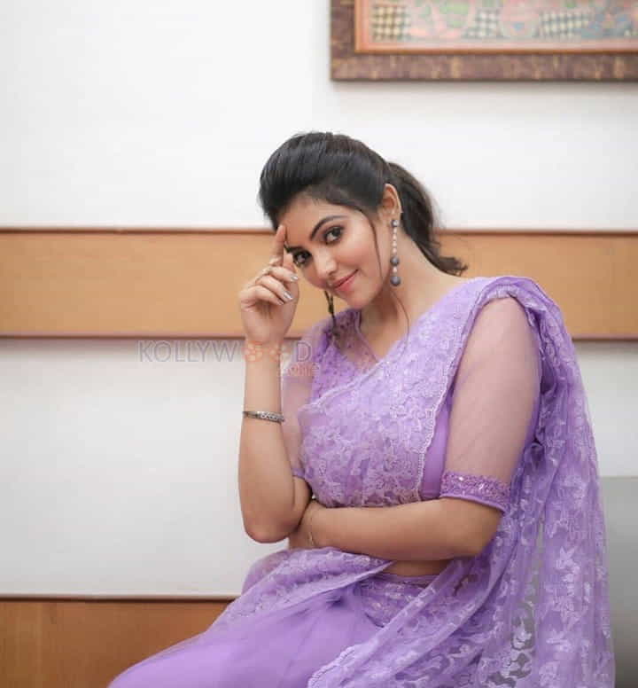 Actress Athulya Ravi Cute Photos