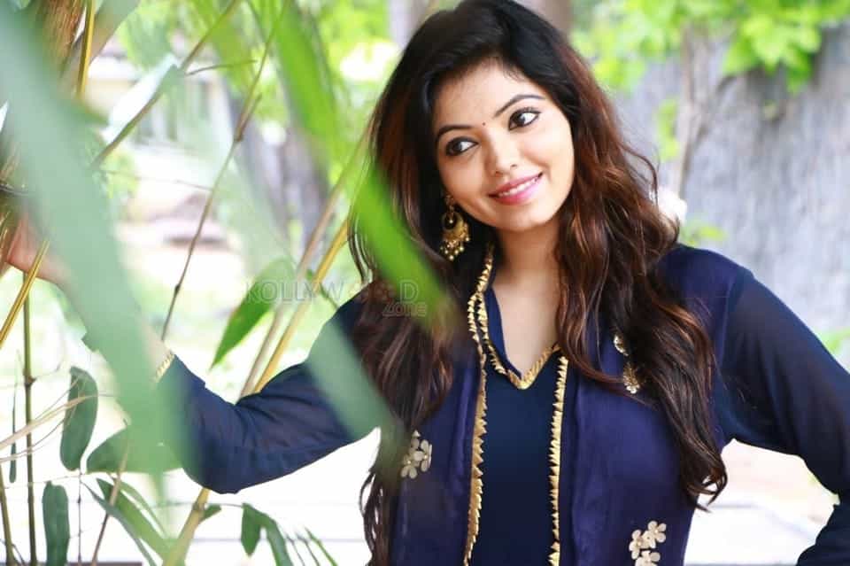 Actress Athulya Ravi New Photos