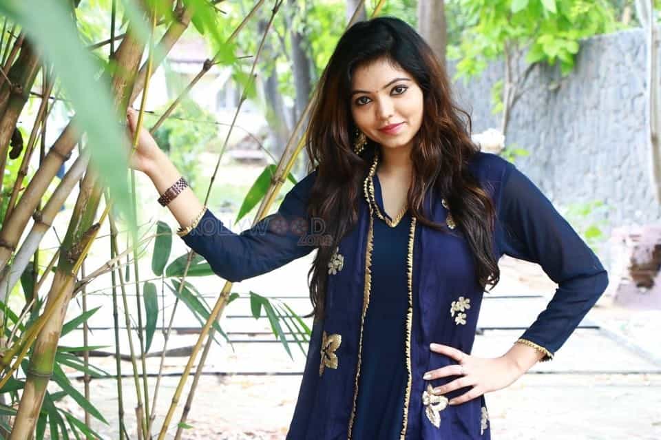 Actress Athulya Ravi New Photos