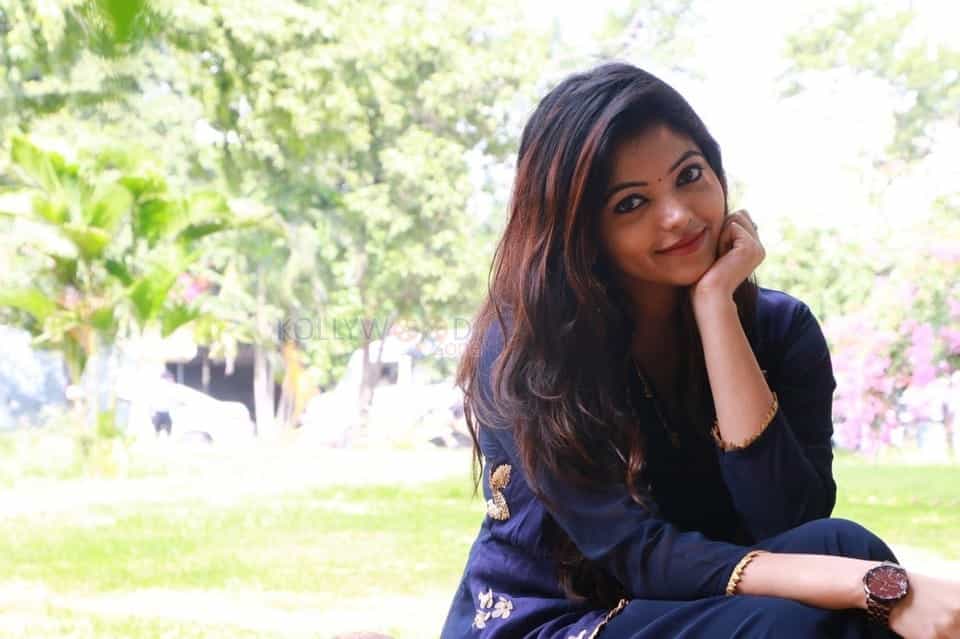 Actress Athulya Ravi New Photos