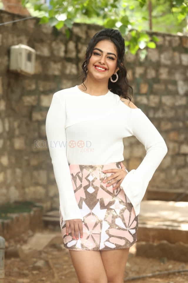 Actress Avika Gor At Raju Gari Gadhi Trailer Launch Photos