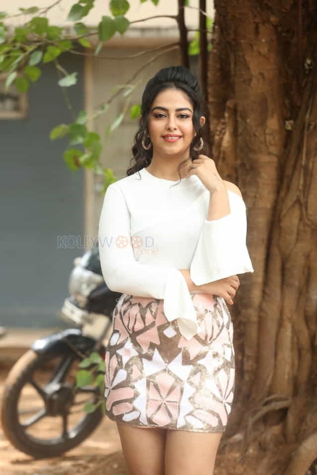 Actress Avika Gor At Raju Gari Gadhi Trailer Launch Photos