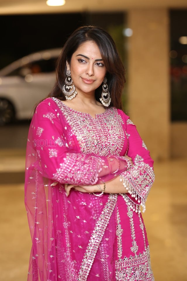 Actress Avika Gor at Shanmukha Movie Pre Release Event Photos 35