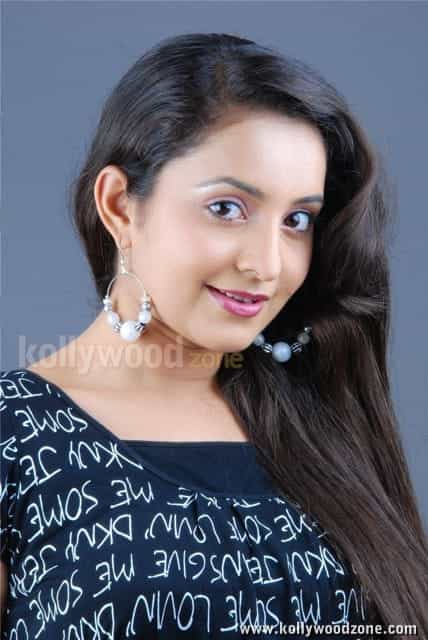 Actress Bhama Photoshoot Pics