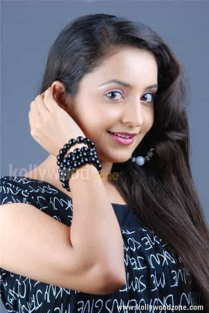 Actress Bhama Photoshoot Pics