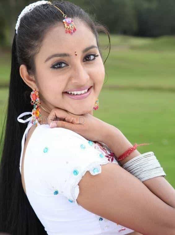 Actress Bhama Saree Pictures