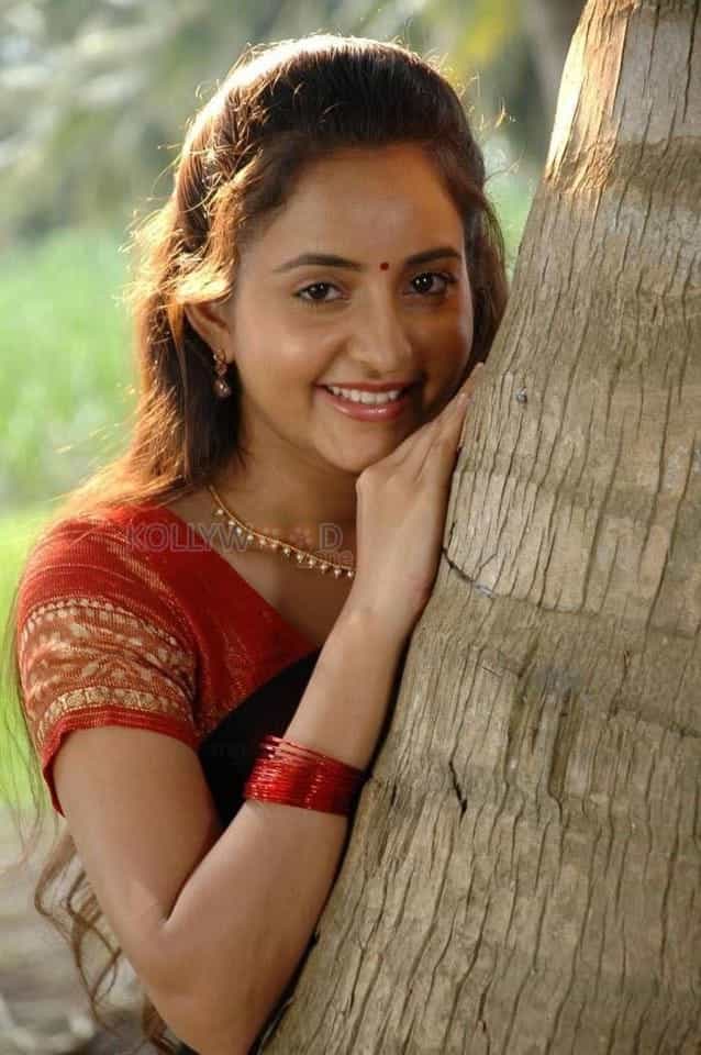 Actress Bhama Saree Pictures