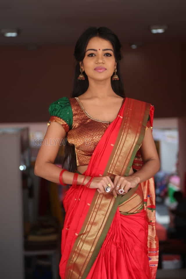 Actress Bhavya Sri At Silk India Expo Photos