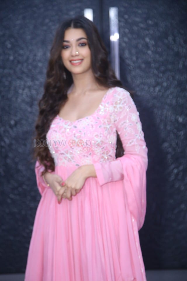 Actress Digangana Suryavanshi at Shivam Bhaje movie Trailer Launch Photos 18