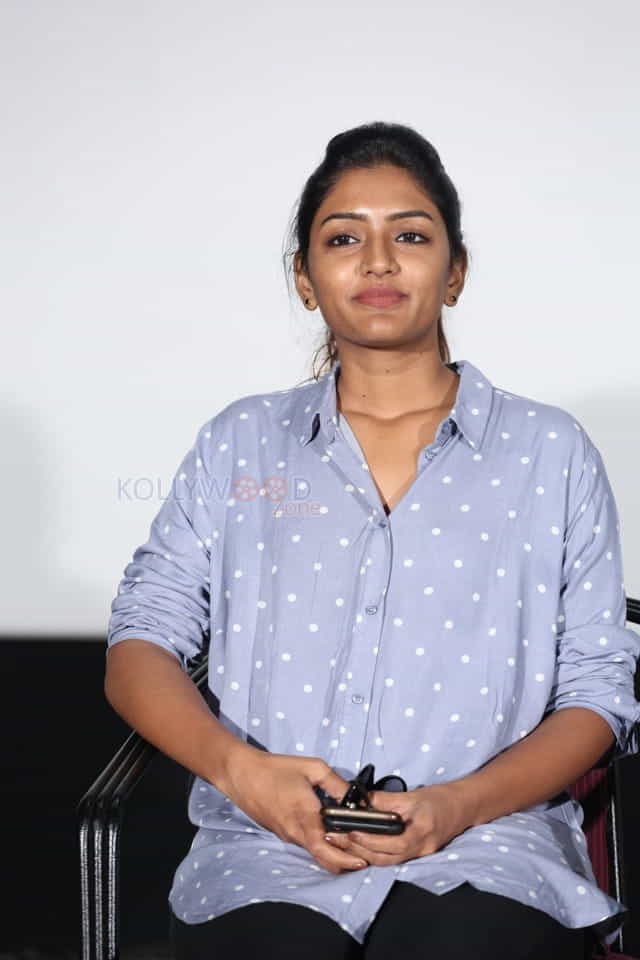 Actress Eesha Rebba At Darshakudu Movie Press Meet Pictures