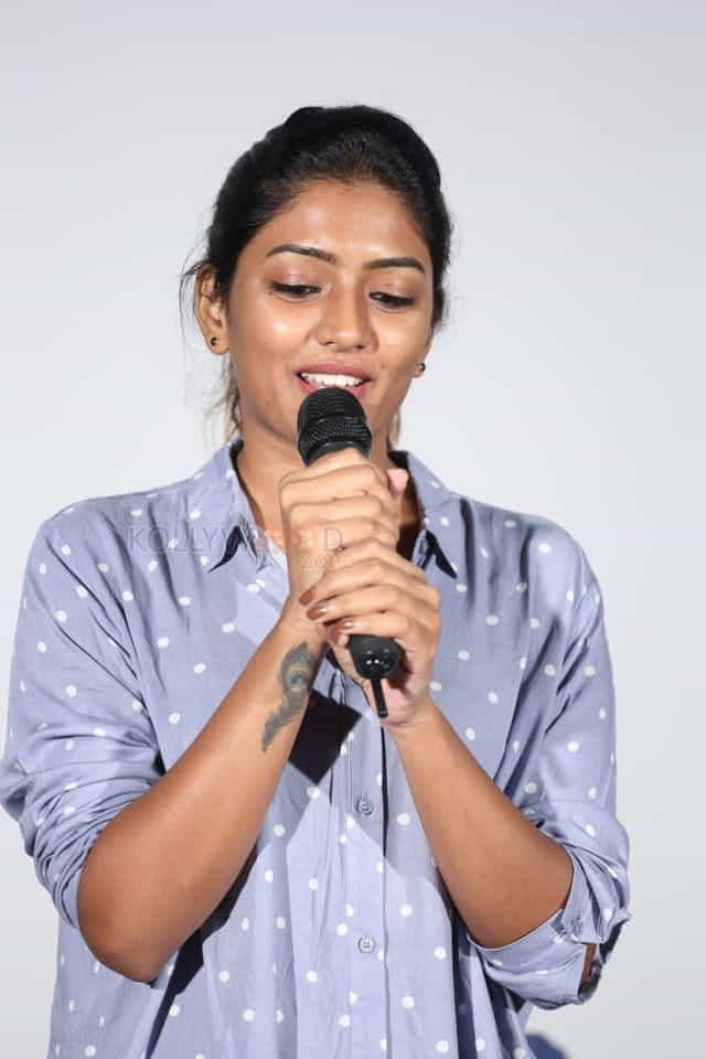 Actress Eesha Rebba At Darshakudu Movie Press Meet Pictures