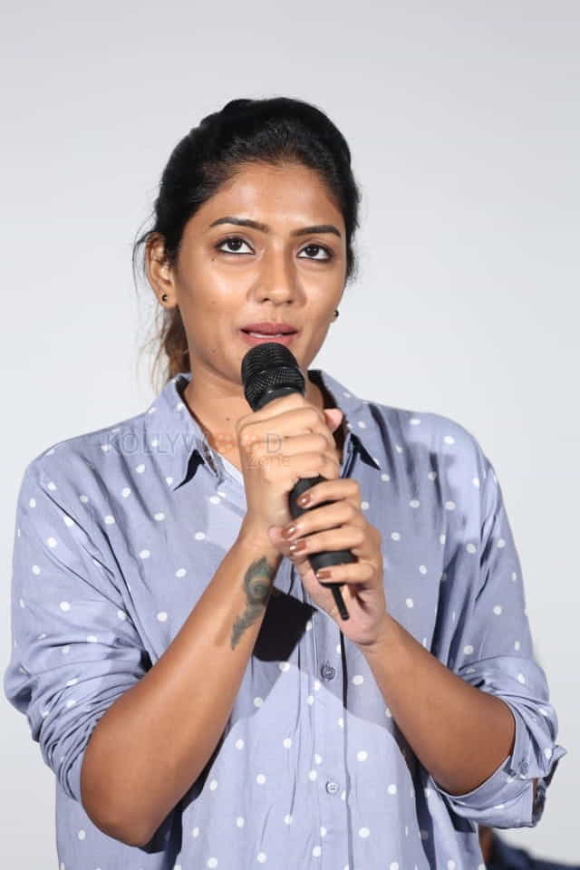 Actress Eesha Rebba At Darshakudu Movie Press Meet Pictures