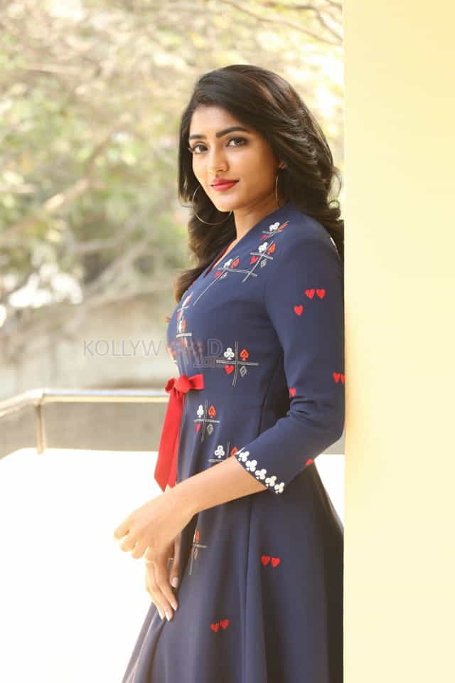 Actress Eesha Rebba Interview Pictures