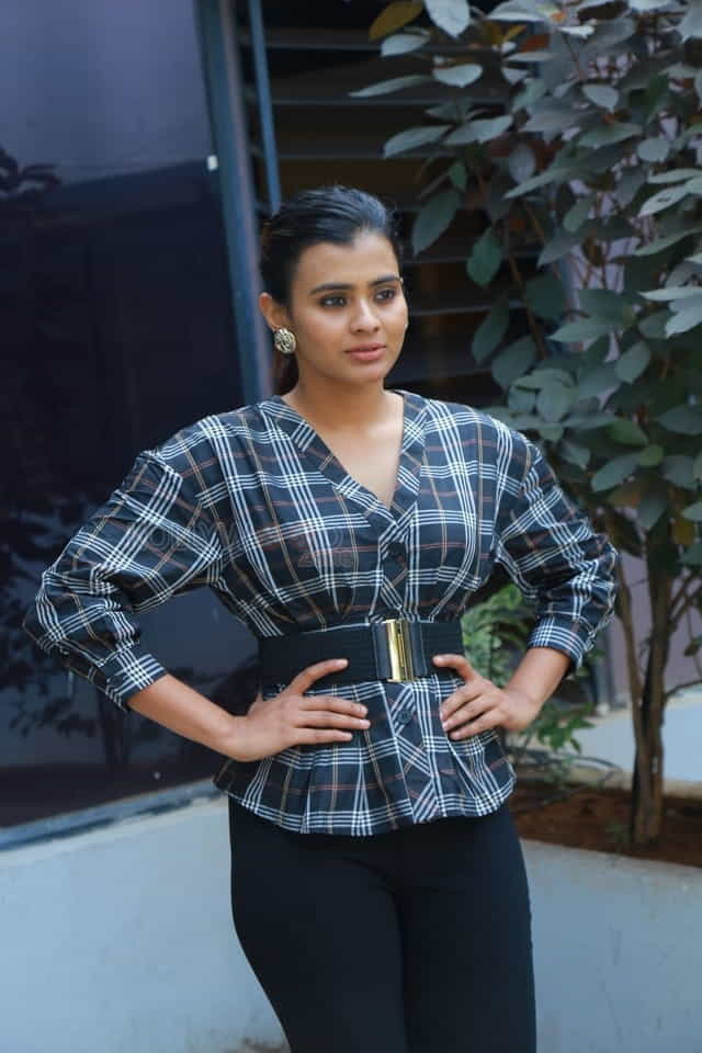 Actress Hebah Patel At Kisses Press Meet Photos