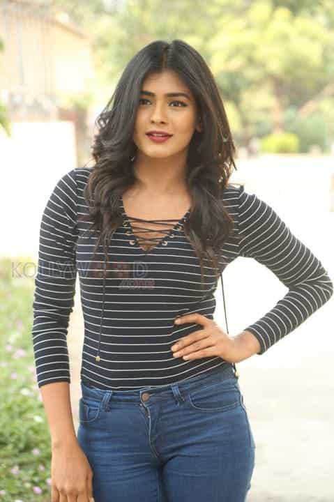 Actress Hebah Patel Latest Photos