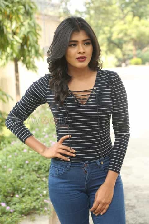 Actress Hebah Patel Latest Photos