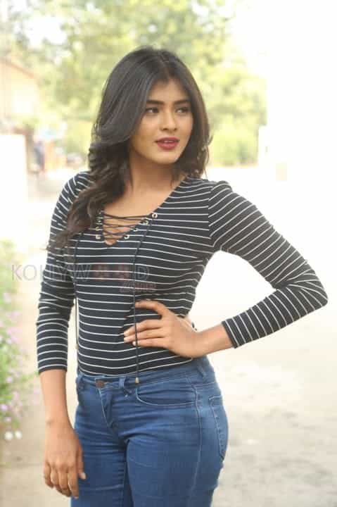 Actress Hebah Patel Latest Photos