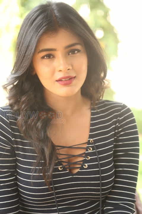 Actress Hebah Patel Latest Photos