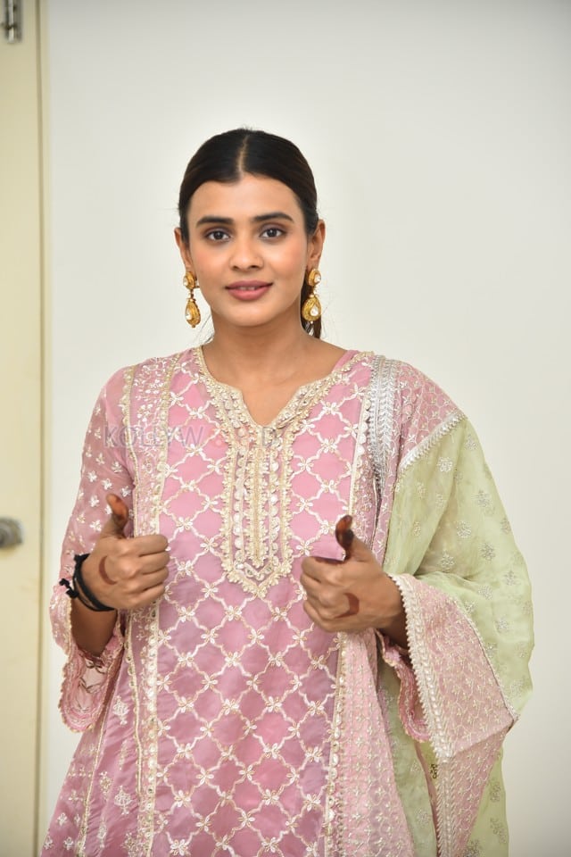 Actress Hebah Patel at Odela 2 Movie Interview Photos 08