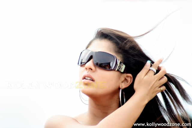 Actress Nayanthara Hot Pictures