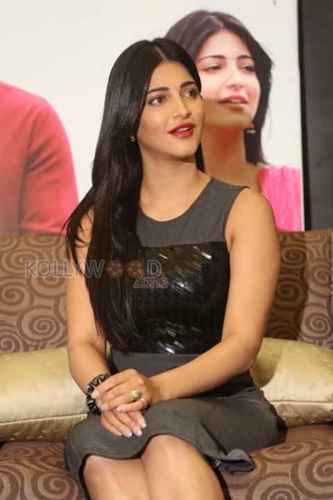 Actress Shruti Haasan Photoshoot Stills