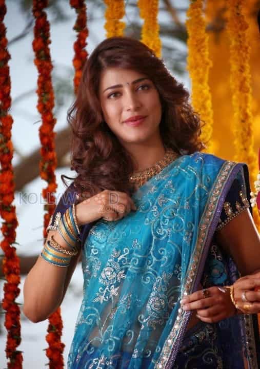 Actress Shruti Haasan Saree Pictures