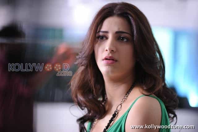 Actress Sruthi Hassan Pictures