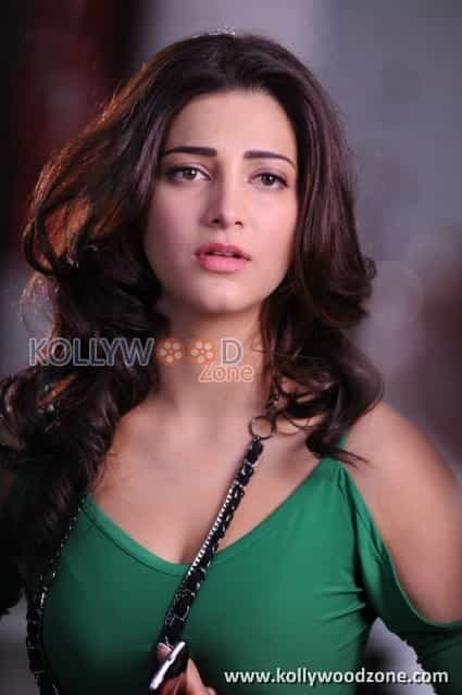 Actress Sruthi Hassan Pictures