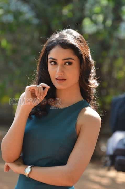 Actress Tridha Choudhury Photos