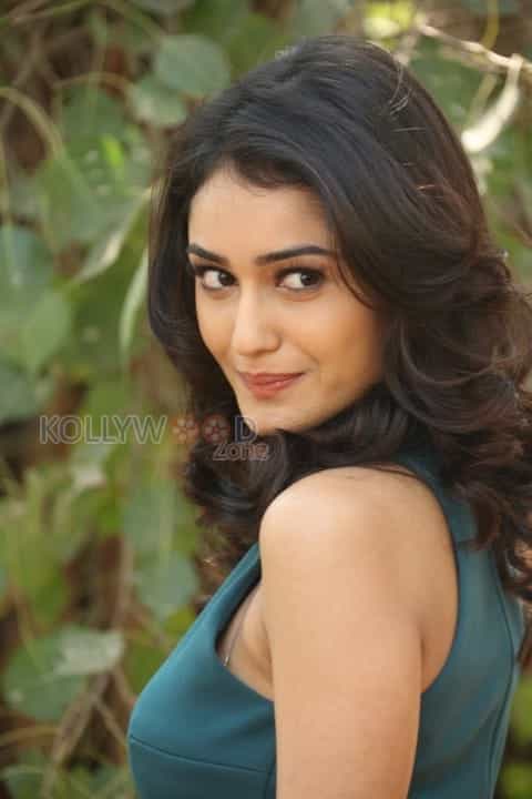 Actress Tridha Choudhury Photos