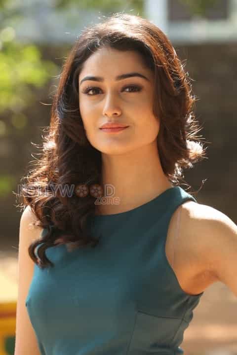 Actress Tridha Choudhury Photos