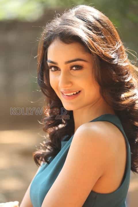 Actress Tridha Choudhury Photos