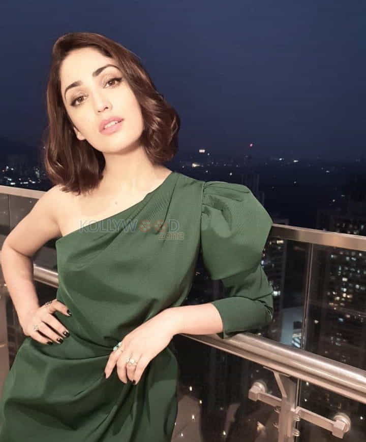 Batti Gul Meter Chalu Actress Yami Gautam Photos