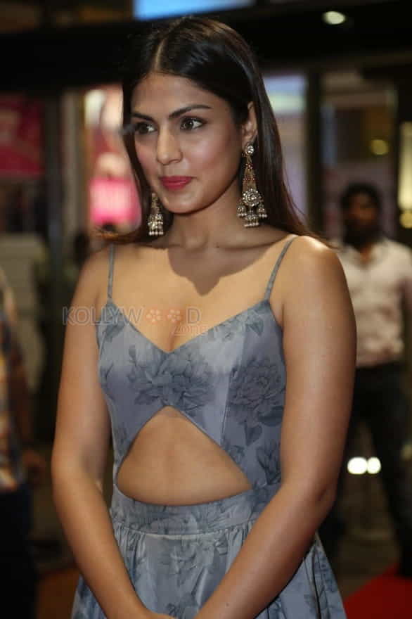 Beautiful And Sexy Actress Rhea Chakraborty Photos