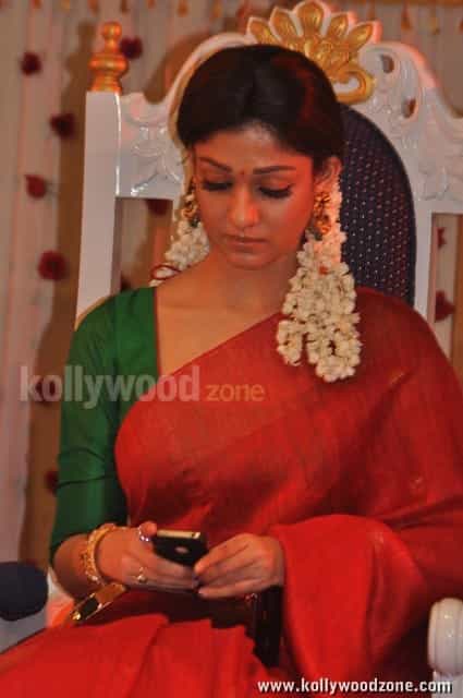 Beautiful Nayantara Saree Photos