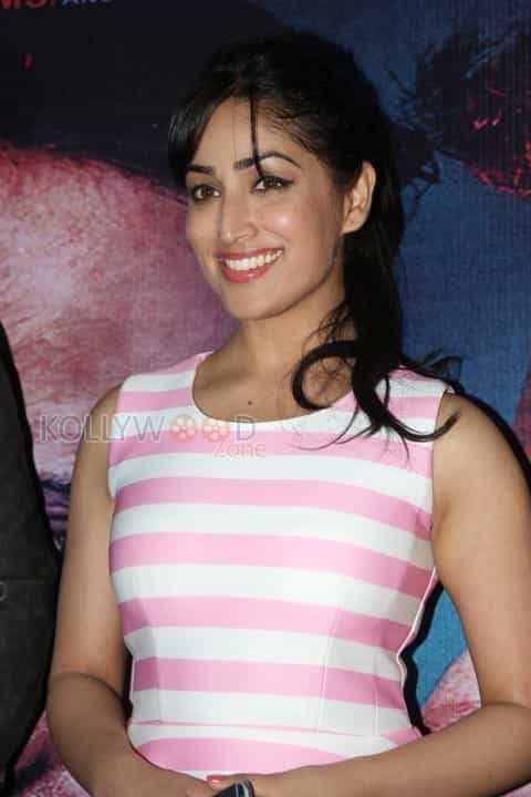 Beautiful Yami Gautam Photos