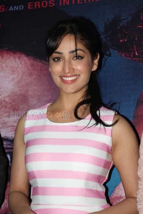 Beautiful Yami Gautam Photos