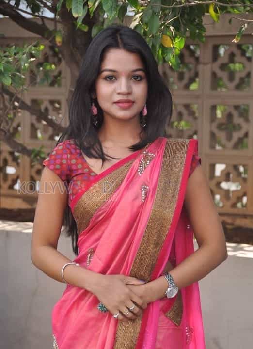 Bhavya Sri Sexy Saree Pictures